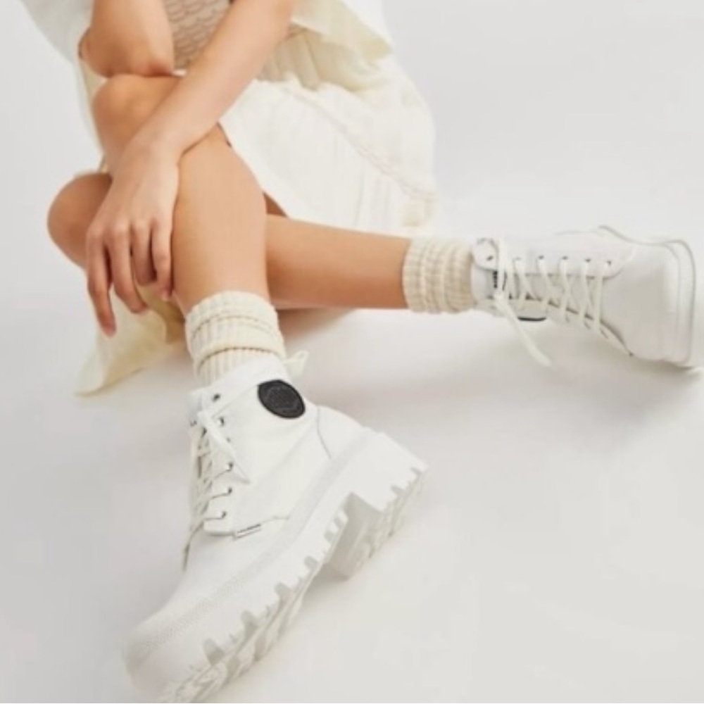 New Palladium Pallabase Twill Combat Boots Women 8.5 Star White Platform Lug